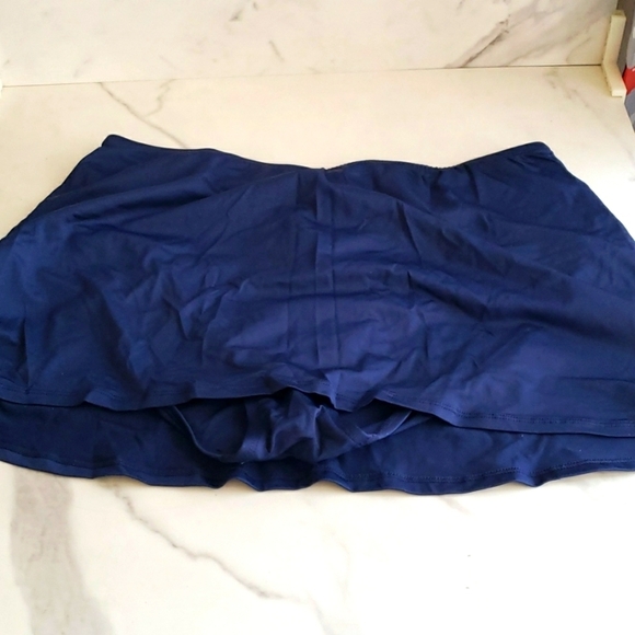 24 & Ocean Solid Swimskirt in Midnight Size XL - Picture 5 of 8